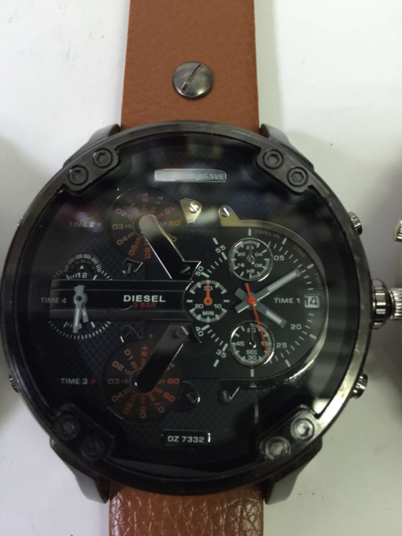 Часы Diesel Brave
