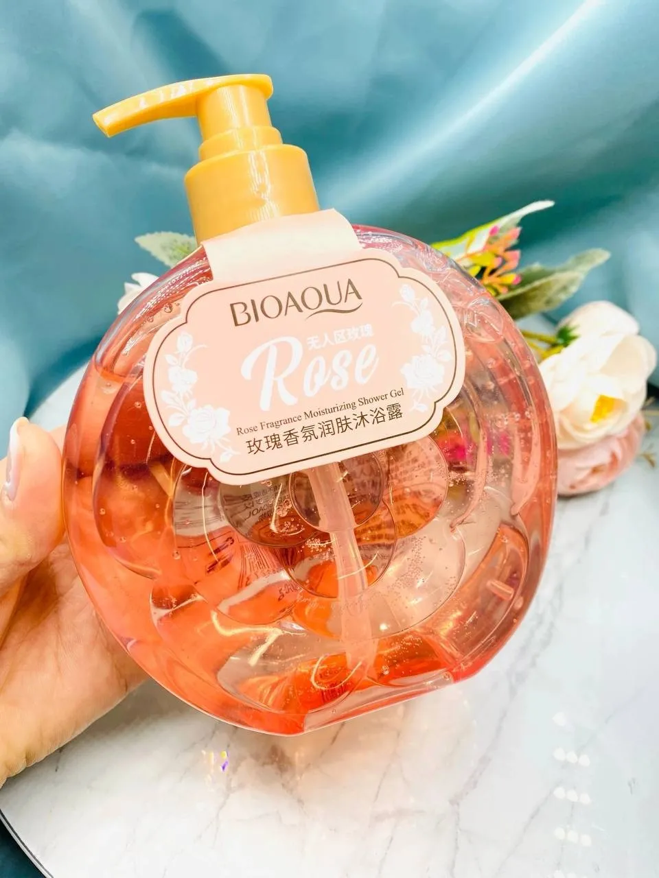 Гель для душа с экстрактом розы Bioaqua Rose 500 мл